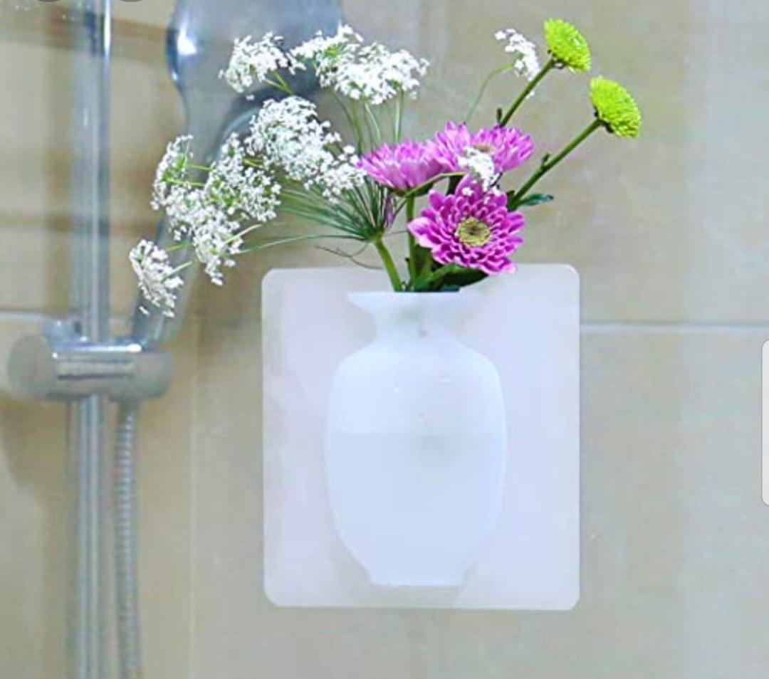 گلدان سیلیکونی چسبدار Sticky silicone vase